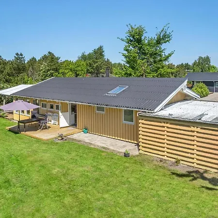 4 Bedroom Awesome In * Skibby