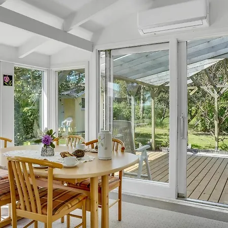 4 Bedroom Awesome In Casa vacanze