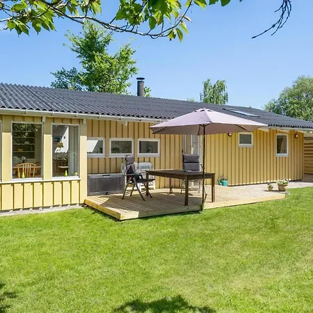 4 Bedroom Awesome In * Skibby