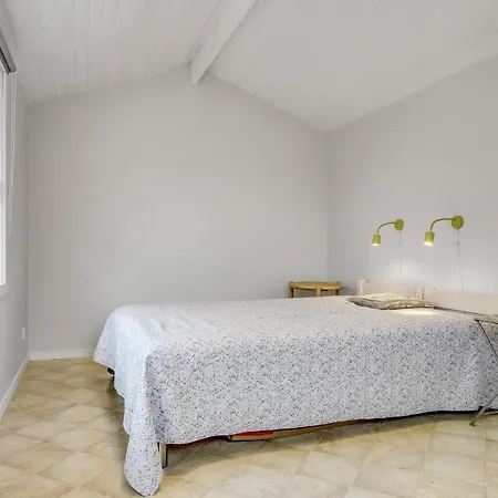 4 Bedroom Awesome In Holiday home Skibby