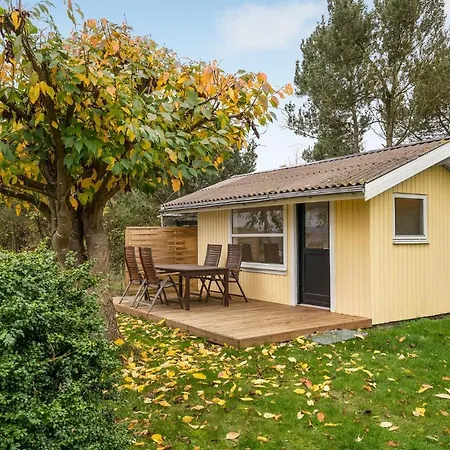 4 Bedroom Awesome In Skibby