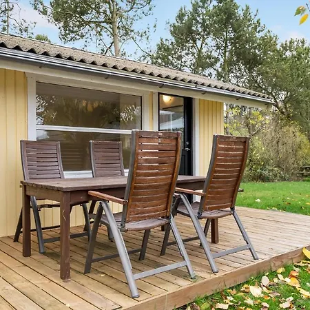4 Bedroom Awesome In