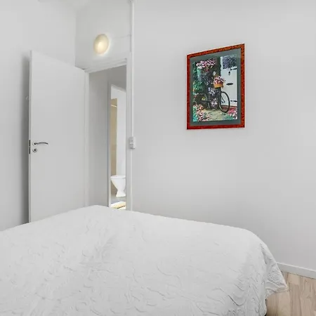 4 Bedroom Awesome In Skibby